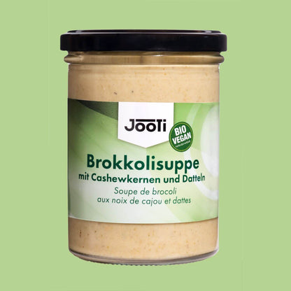 Bio-Brokkolisuppe: Mit Cashewkernen & Datteln verfeinert